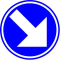 D1d: Requirement to follow the direction indicated by the arrow – right