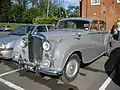 H J Mullinersports saloon