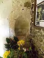 South porch niche