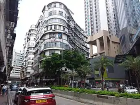 Wavy Corner（Peony House）